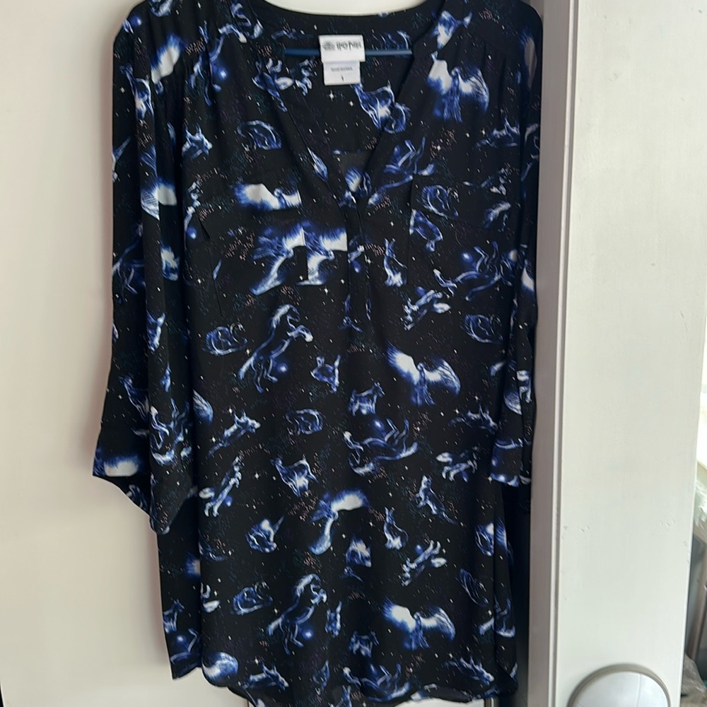 Harry Potter x Torrid Patronus Black Blue Quarter Button Blouse Size 1x